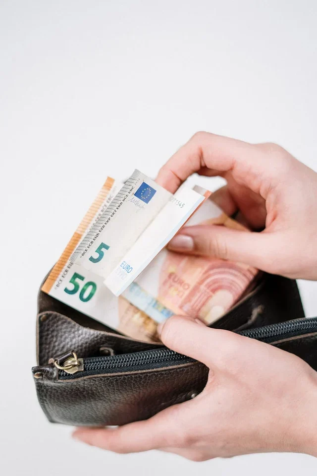 Microfinance Loans in Russia: A 10-Point Safety Checklist for Borrowers