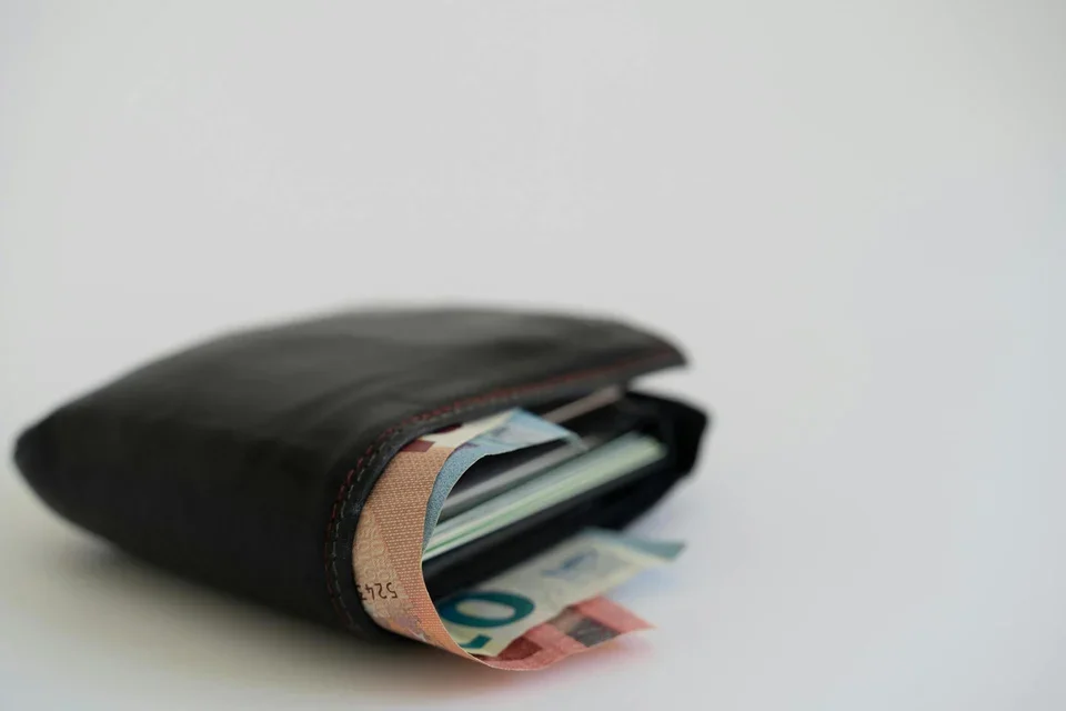 The Borrower’s Essential Checklist: 10 Steps to a Safe, Informed Microfinance Decision
